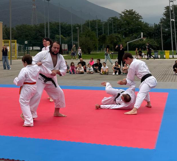 Atleti di karate della Polisportiva Collebeato